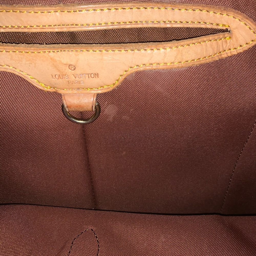 LV backpack - Picture 4 of 4